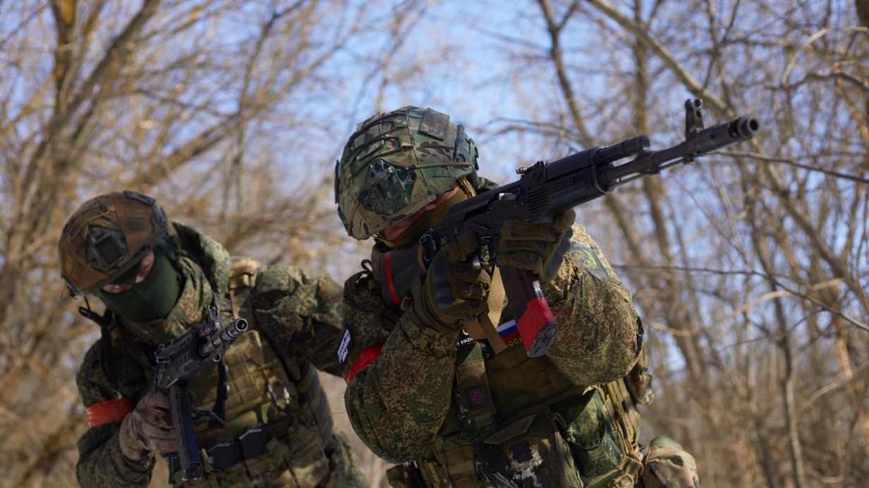 Штурмовики 33-го батальона 80-й отдельной мотострелковой бригады (арктической) 14-го армейского корпуса группировки войск «Север»