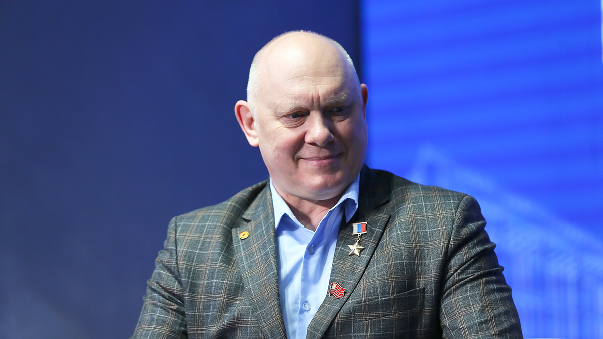 Космонавт Артемьев рассказал, что помог американцам починить туалет на МКС