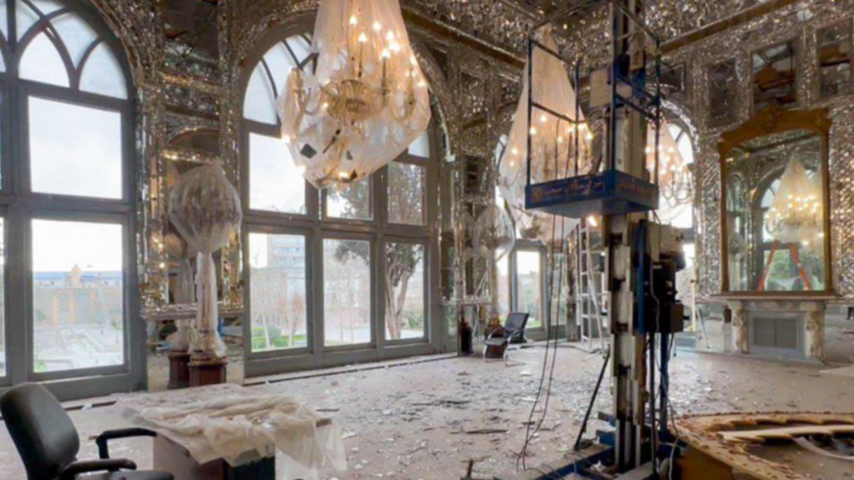 Интерьер дворца Голистан в Тегеране, поврежденный в результате атак США и Израиля