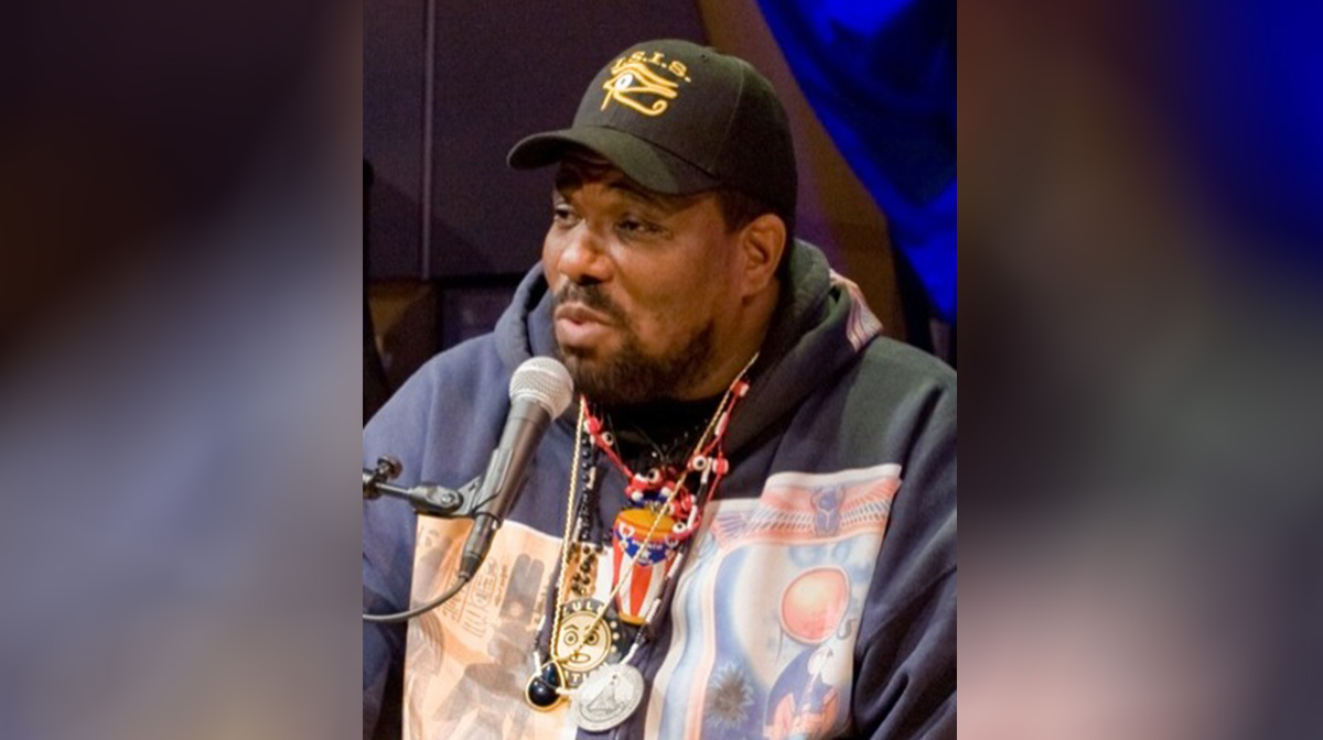Американский рэпер Afrika Bambaataa умер в возрасте 68 лет
