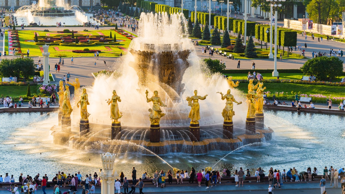 Сергунина: На ВДНХ подготовили программу к старту весенне-летнего сезона