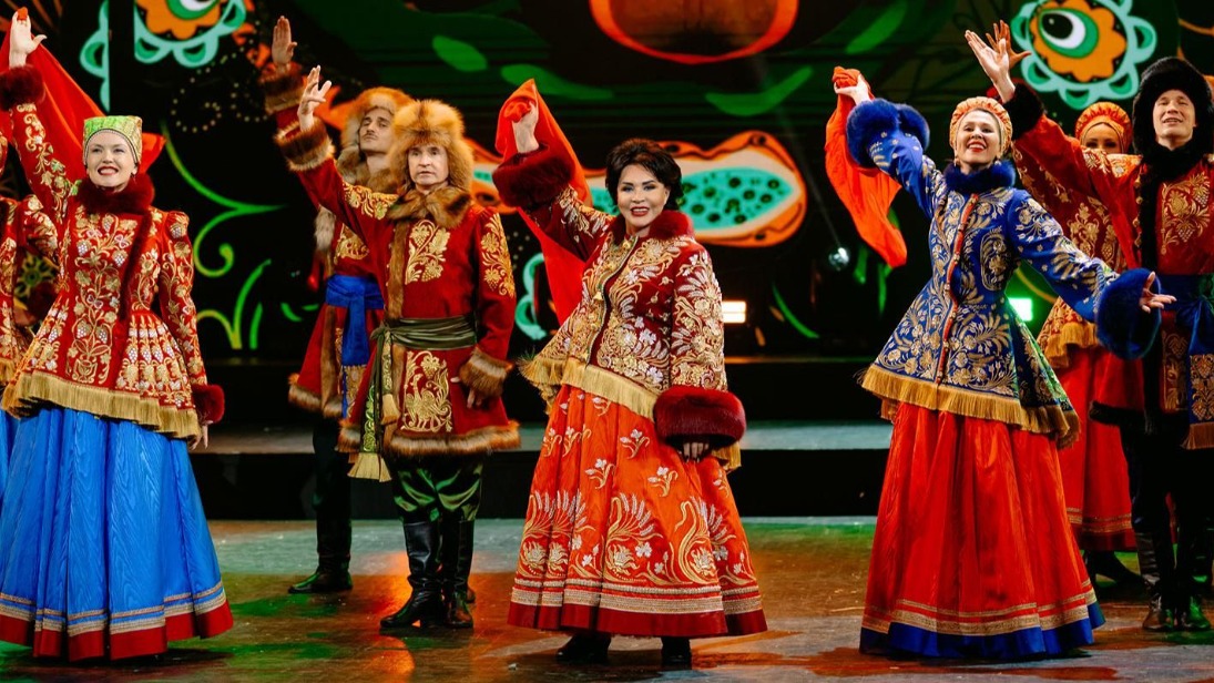 «Мосбилет» рассказал о ярких и необычных костюмах в театре «Русская песня»