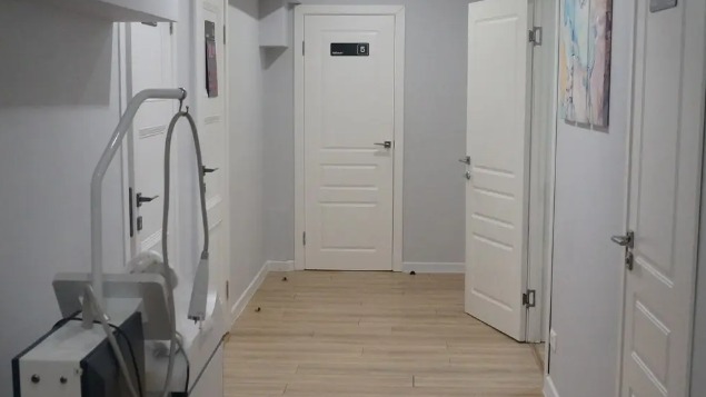 Женщина умерла в московской частной клинике после введения ей обезболивающего