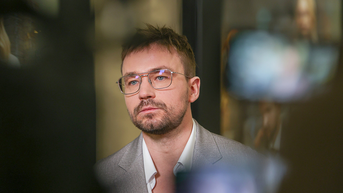 Актер Александр Петров заявил, что не планирует уезжать из России