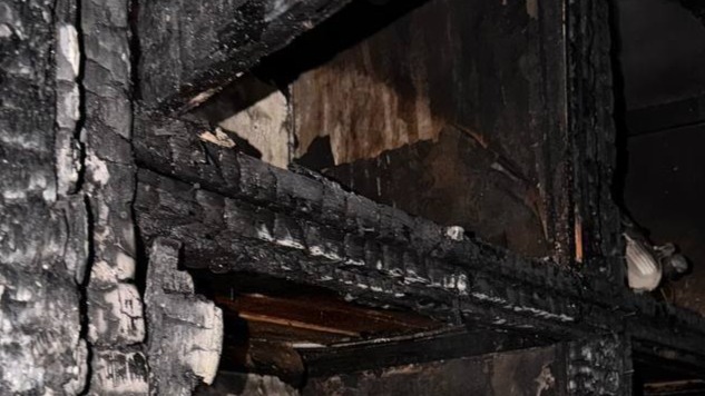 Прокуратура контролирует проверку после гибели мужчины при пожаре в Москве