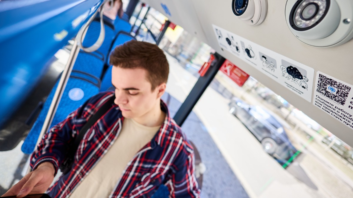 Ликсутов: В наземном транспорте столицы началось тестирование оплаты по биометрии