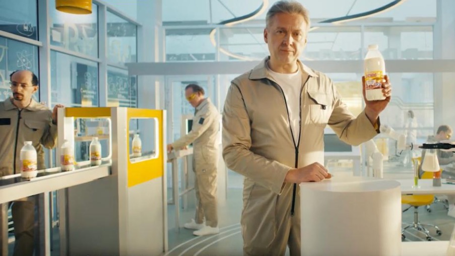 Из магазина — в лабораторию: «Чижик» рассказывает о качестве продуктов вместе с блогерами  