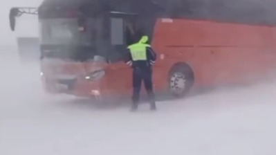 Baza: Более 250 человек на сутки застряли на трассе Чита — Забайкальск