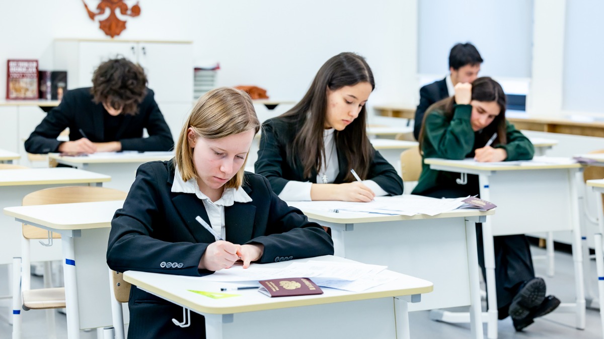Столичные девятиклассники начали сдавать ОГЭ в досрочный период