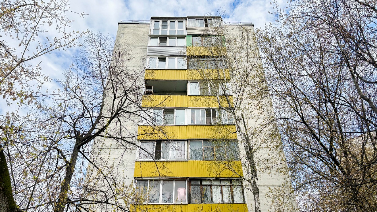 В жилом доме в районе Выхино-Жулебино произвели замену всего лифтового оборудования 