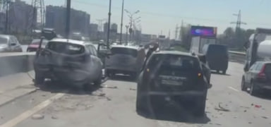 ДТП с участием четырех машин произошло на 102-м километре МКАД