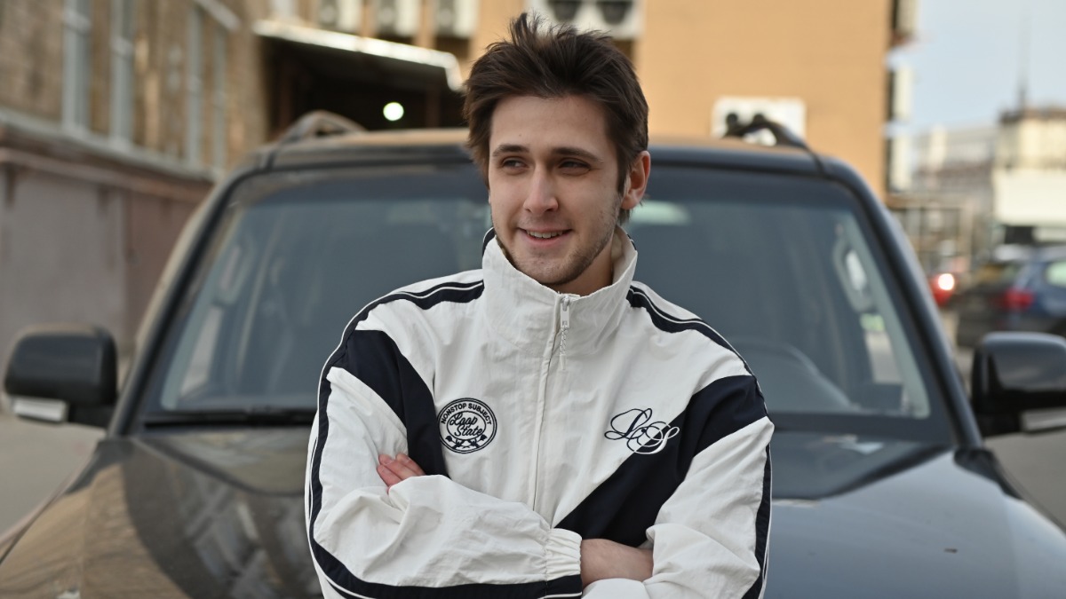 Студент Матвей Сошкин в амплуа лихача-героя — одном из любимых зрителями образов Райана Гослинга