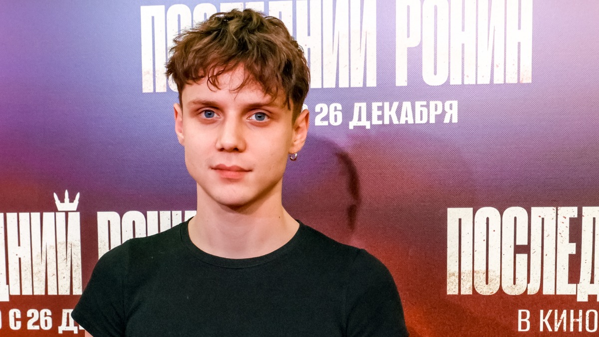 Певец Ваня Дмитриенко