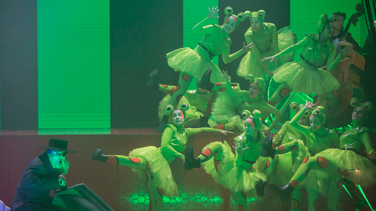 Спектакль «Лягушки» в Московском Губернском театре: рецензии, отзывы