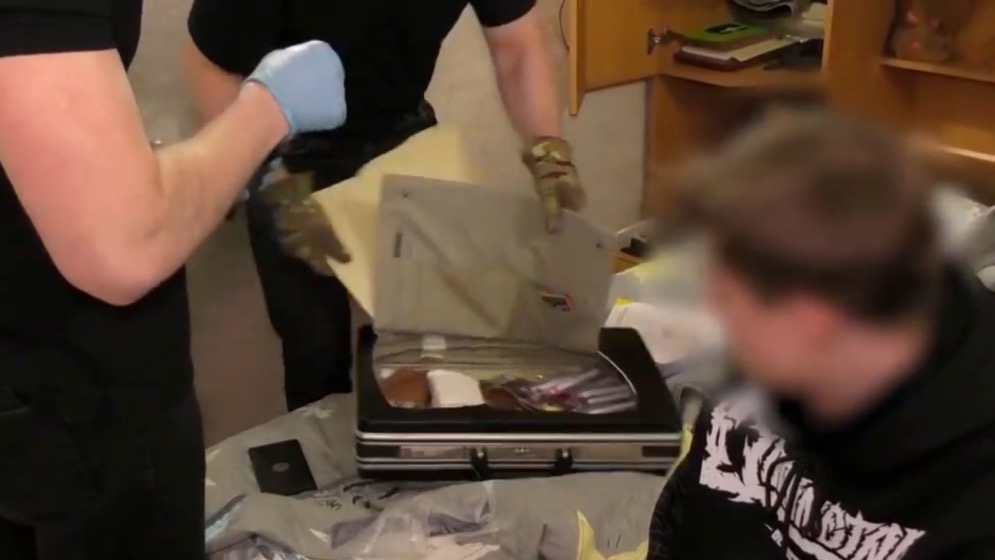 Появились кадры задержания готовивших теракт против руководства Роскомнадзора