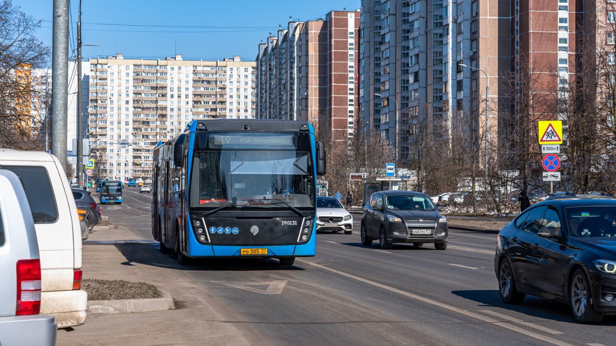 Более 500 километров выделенных полос ввели в Москве с 2010 года