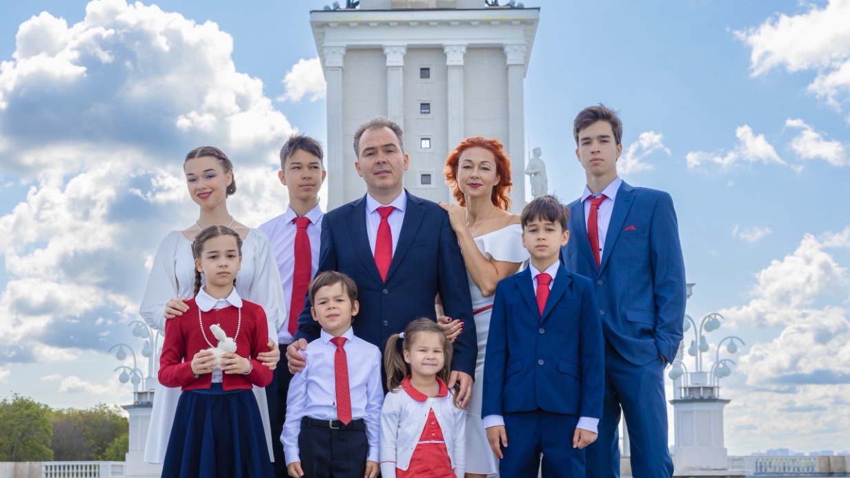 Сергей Собянин рассказал о городской поддержке семей с детьми