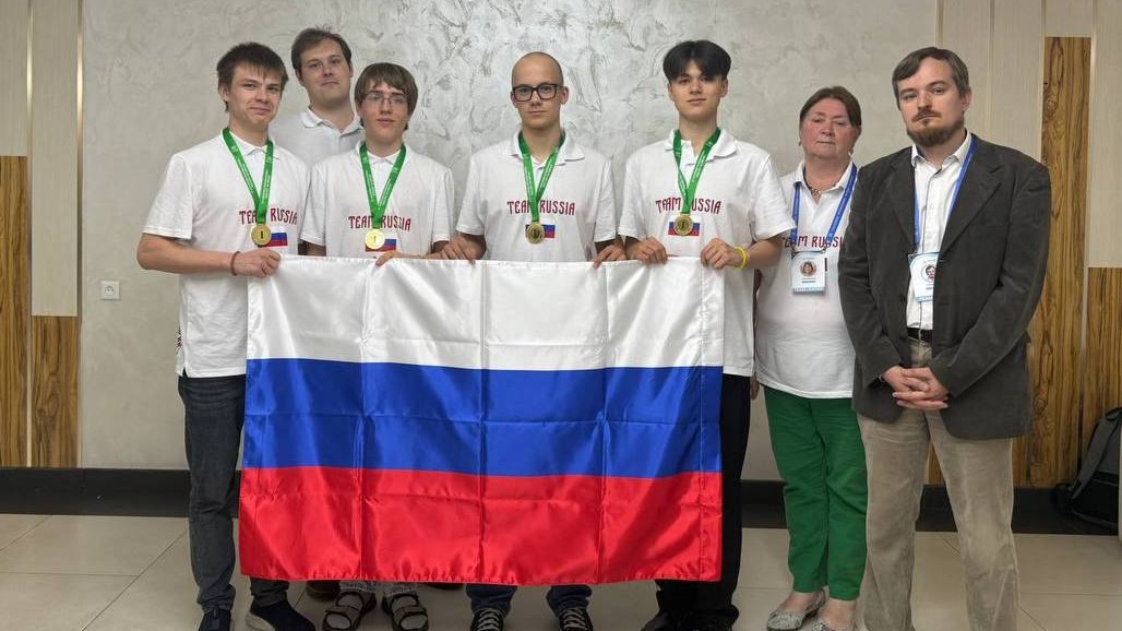 Школьники из России завоевали четыре золота на олимпиаде в Узбекистане