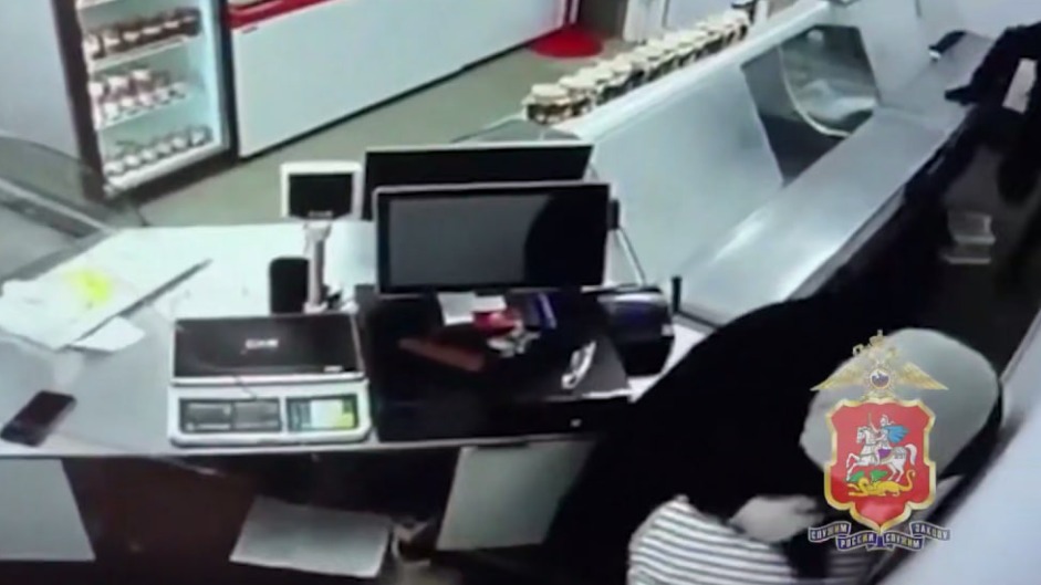 Четырех человек задержали в Люберцах после ограбления магазина на 1,5 миллиона