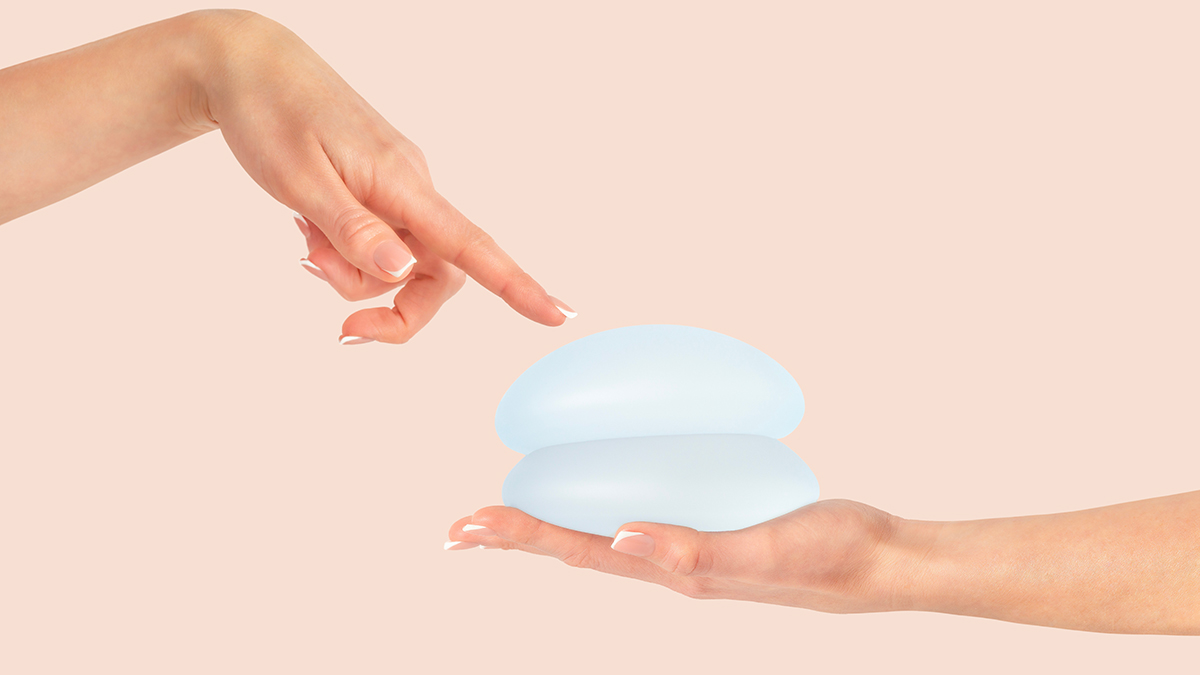 Кто из звезд удалил себе импланты