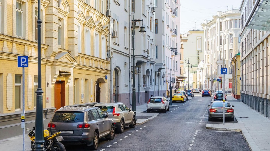 Как будут работать парковки в Москве на майские праздники в 2026 году