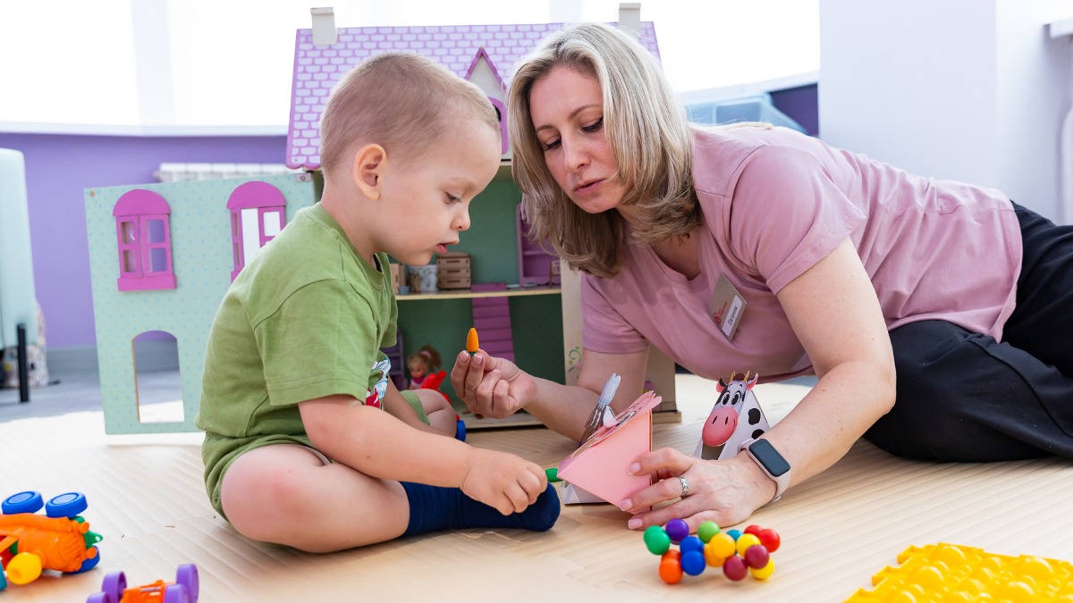 Индивидуальный подход и командная работа: как центры ранней помощи меняют жизни московских семей