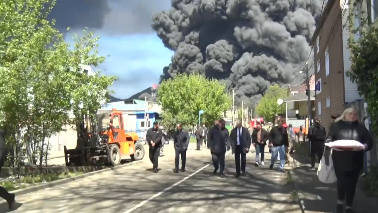 Атаки беспилотников на Туапсе: что случилось, пожар в порту и на НПЗ, нефть в море, жертвы, последствия, пострадавшие