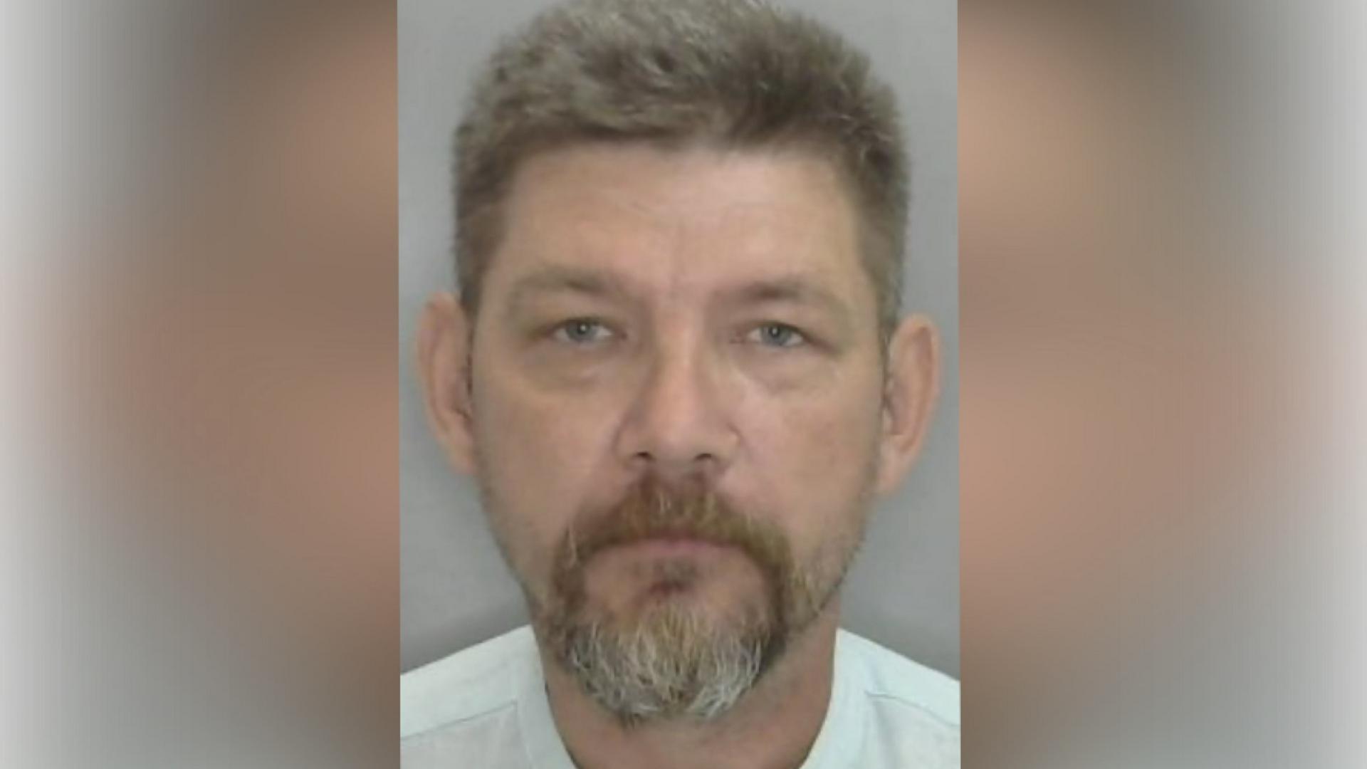 Убийство полицейского в Новотроицке: кто преступник, сколько человек пострадало, как идут поиски подозреваемого