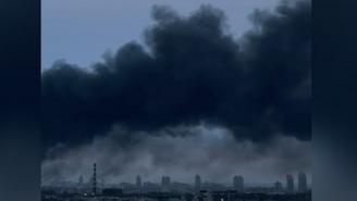 Киев заволокло густым черным дымом после ночных ударов ВС РФ