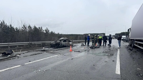 Четверо детей погибли в массовой аварии под Екатеринбургом