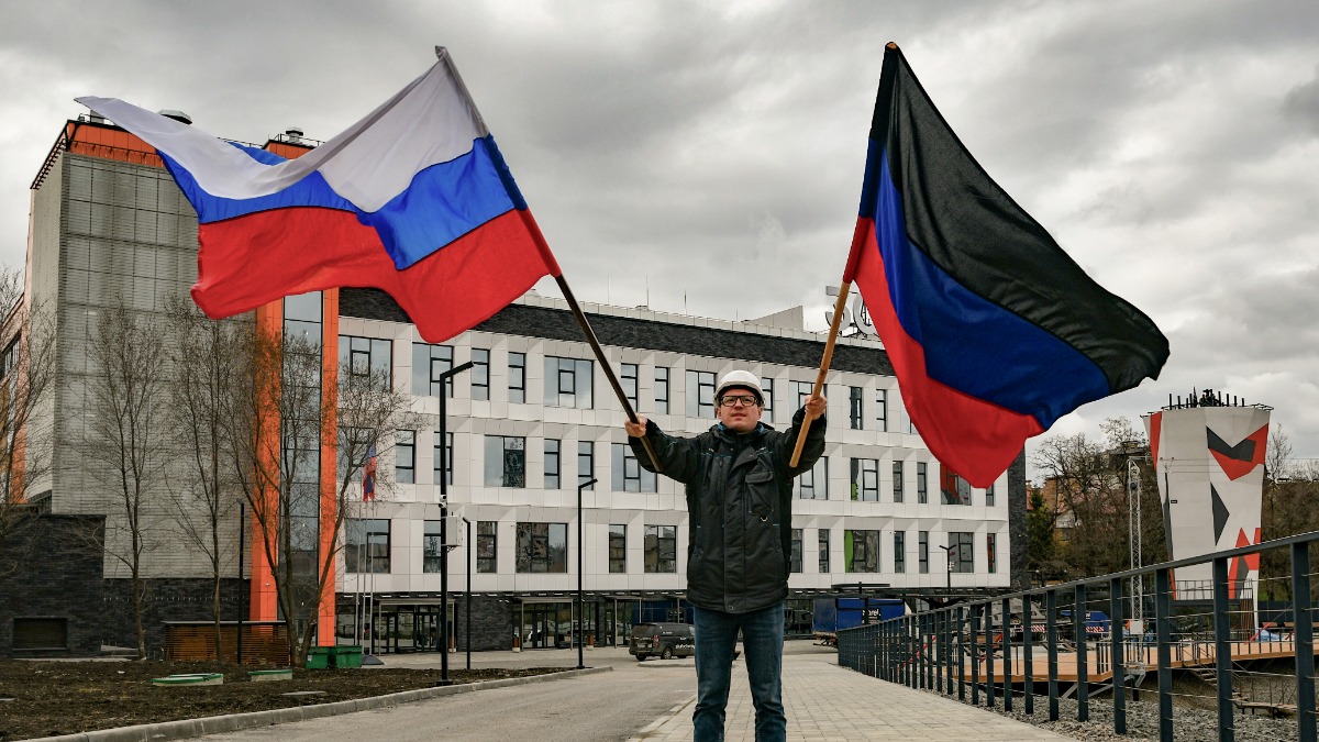 Столичный строитель Олег Соснов принимает непосредственное участие в восстановлении Донецка