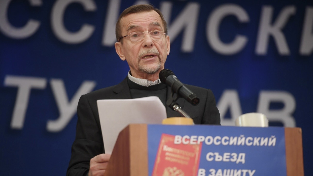 Московский суд заочно арестовал правозащитника Пономарева*