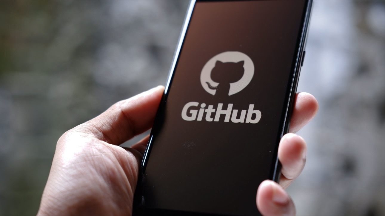 Роскомнадзор ответил на сообщения о блокировке сервиса GitHub