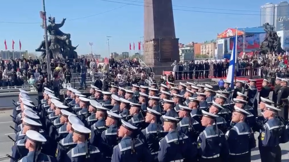 Военные парады прошли в Сибири и на Дальнем Востоке