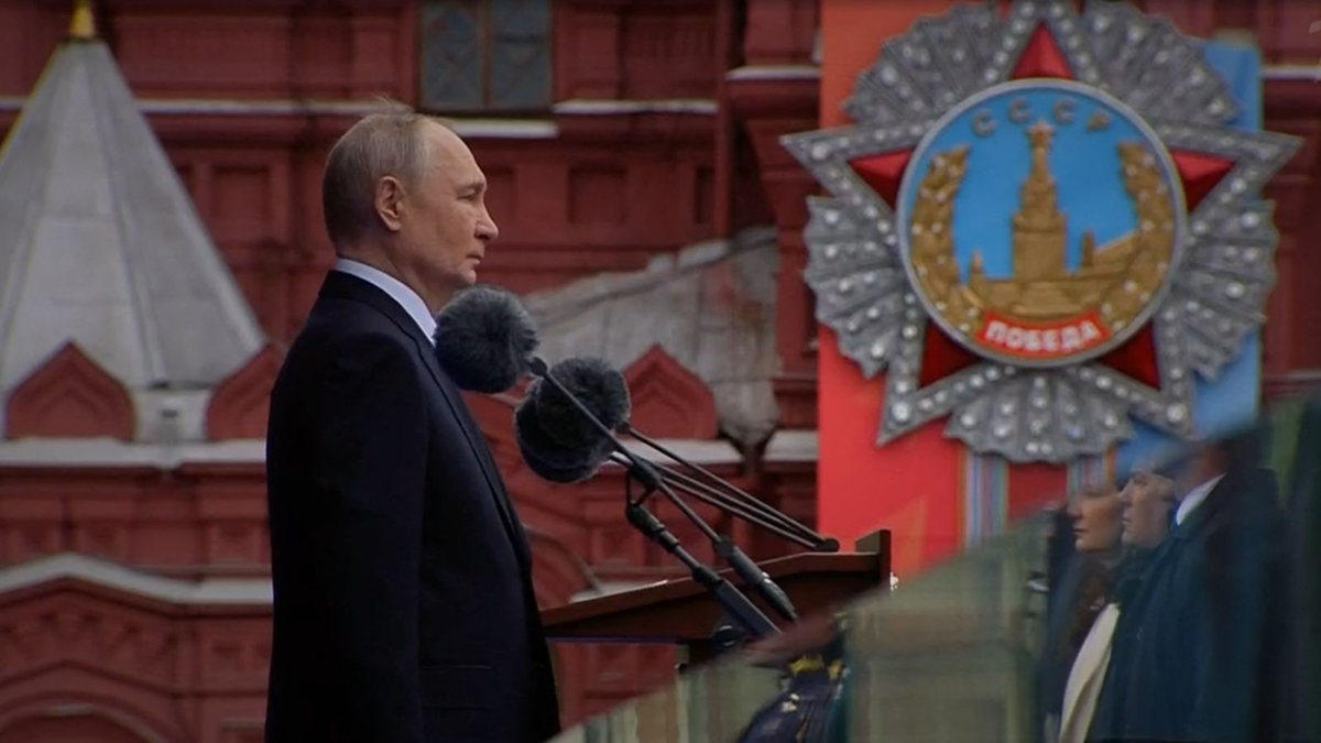 Путин объявил минуту молчания в память о погибших в Великой Отечественной войне