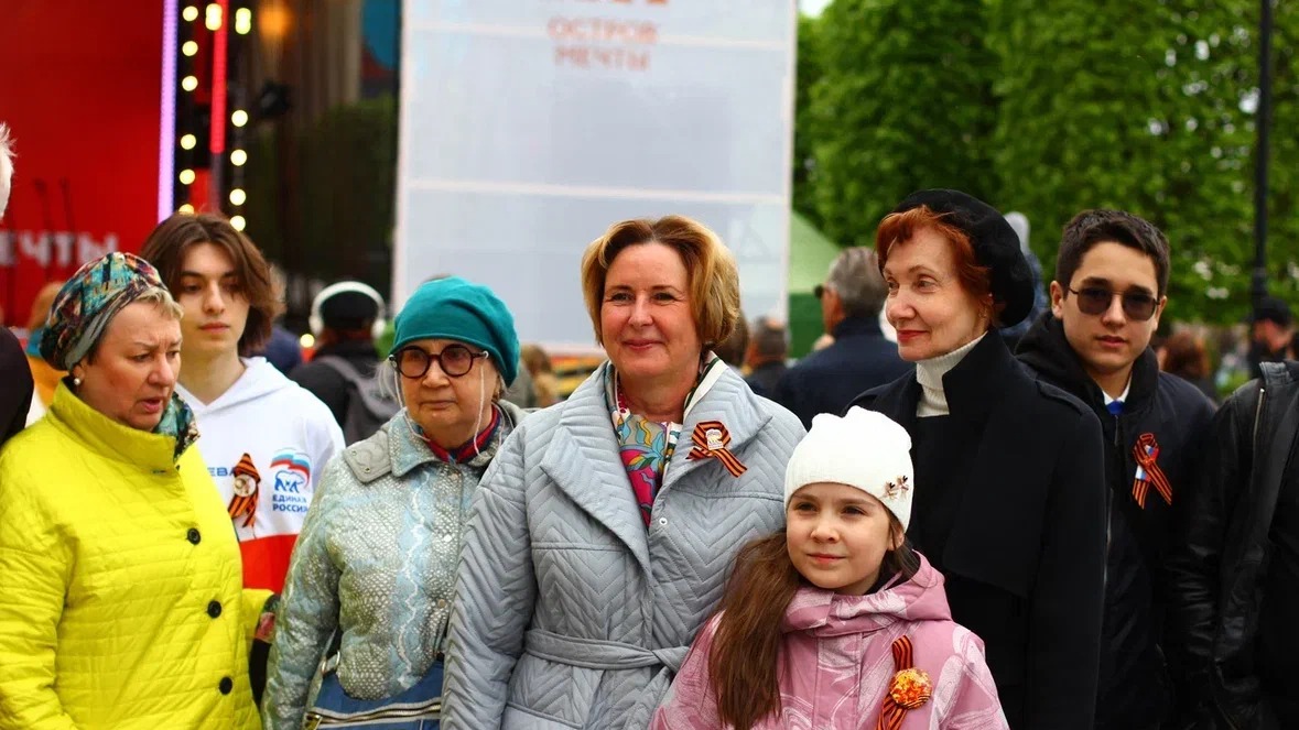 Масштабная патриотическая программа прошла на юге Москвы в честь Дня Победы
