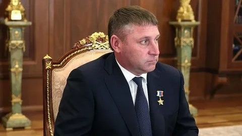 Что известно о новых врио губернаторов Брянской и Белгородской областей Шуваеве и Ковальчуке