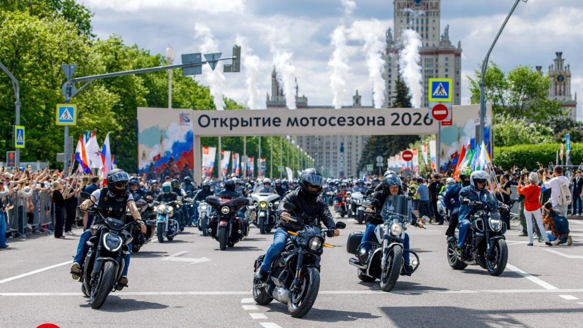 Более 20 тысяч мотоциклистов поучаствовали в открытии мотосезона в Москве