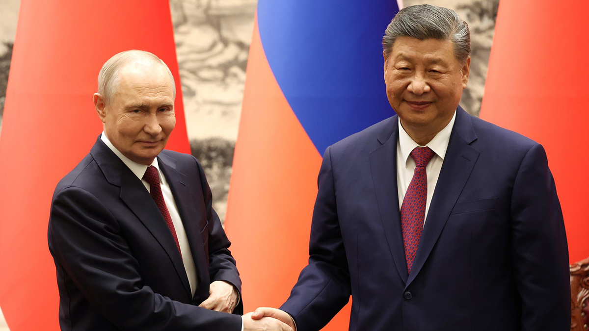 Путин встретился с Си Цзиньпином в Бишкеке