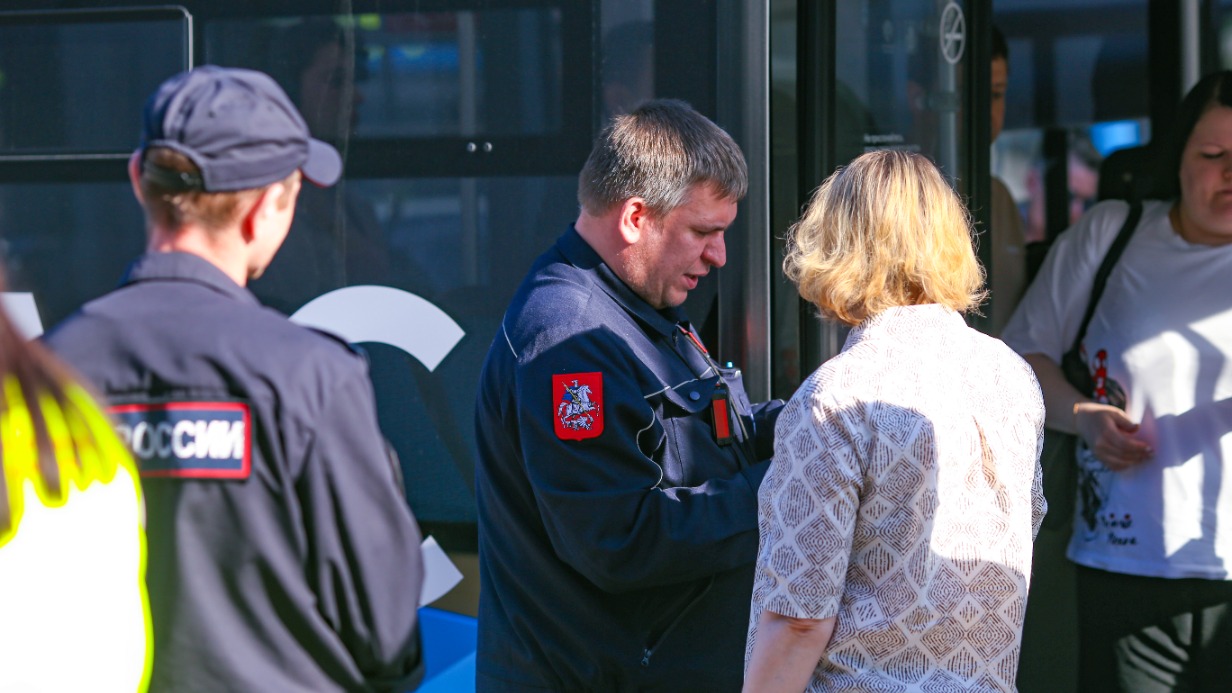 Более 100 безбилетников выявили у станции метро «Измайловская» 19 мая