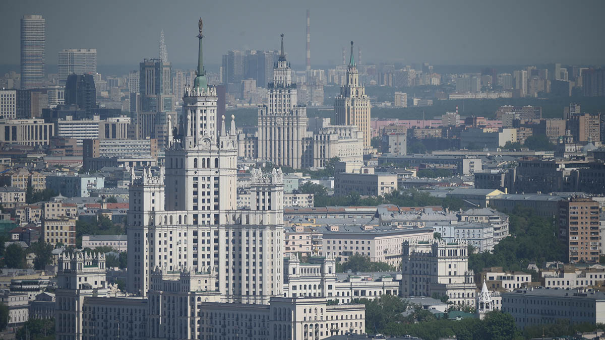 Политолог: Москва в топе среди мегаполисов по росту продолжительности жизни