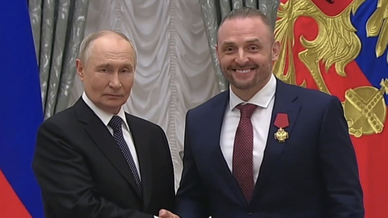 Путин вручил Аскольду Запашному орден «За заслуги перед Отечеством» IV степени