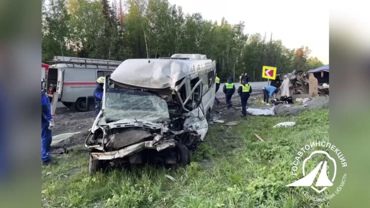 Автобус с баскетболистами из Перми попал в смертельное ДТП в Челябинской области