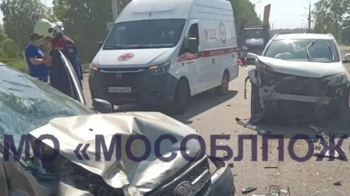 Двое человек пострадали в ДТП в подмосковном Чехове