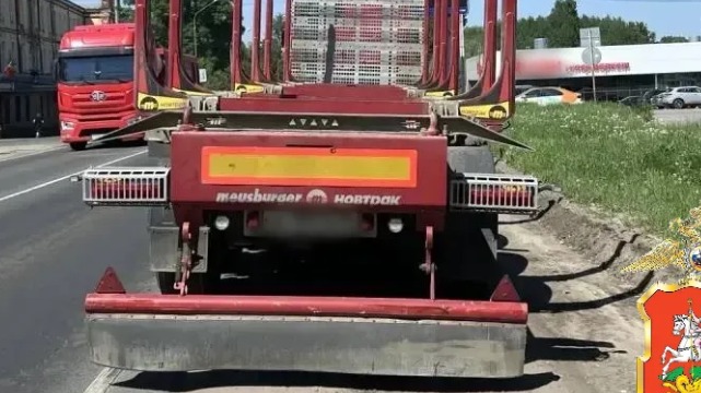 Водитель мопеда погиб в ДТП с фурой в Подмосковье