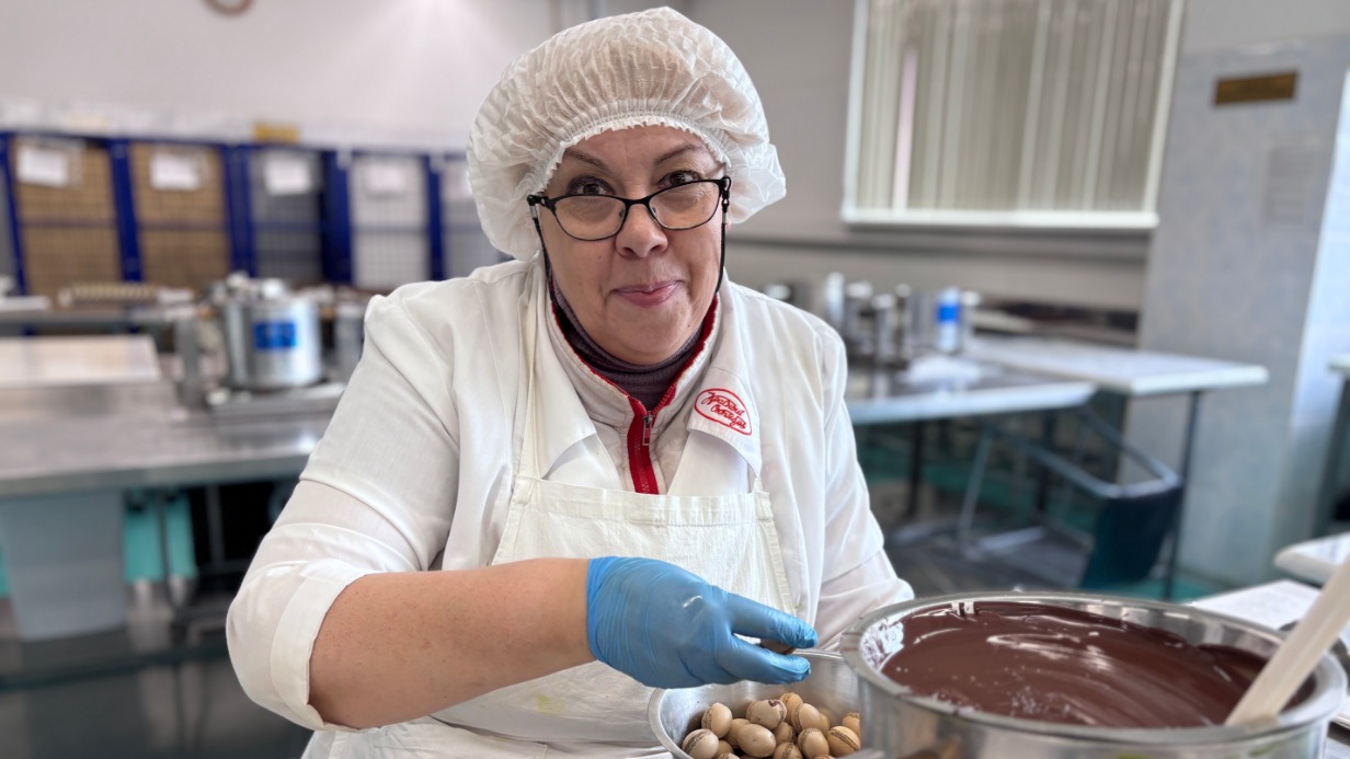 Оформитель продукции Ирина Лобачева