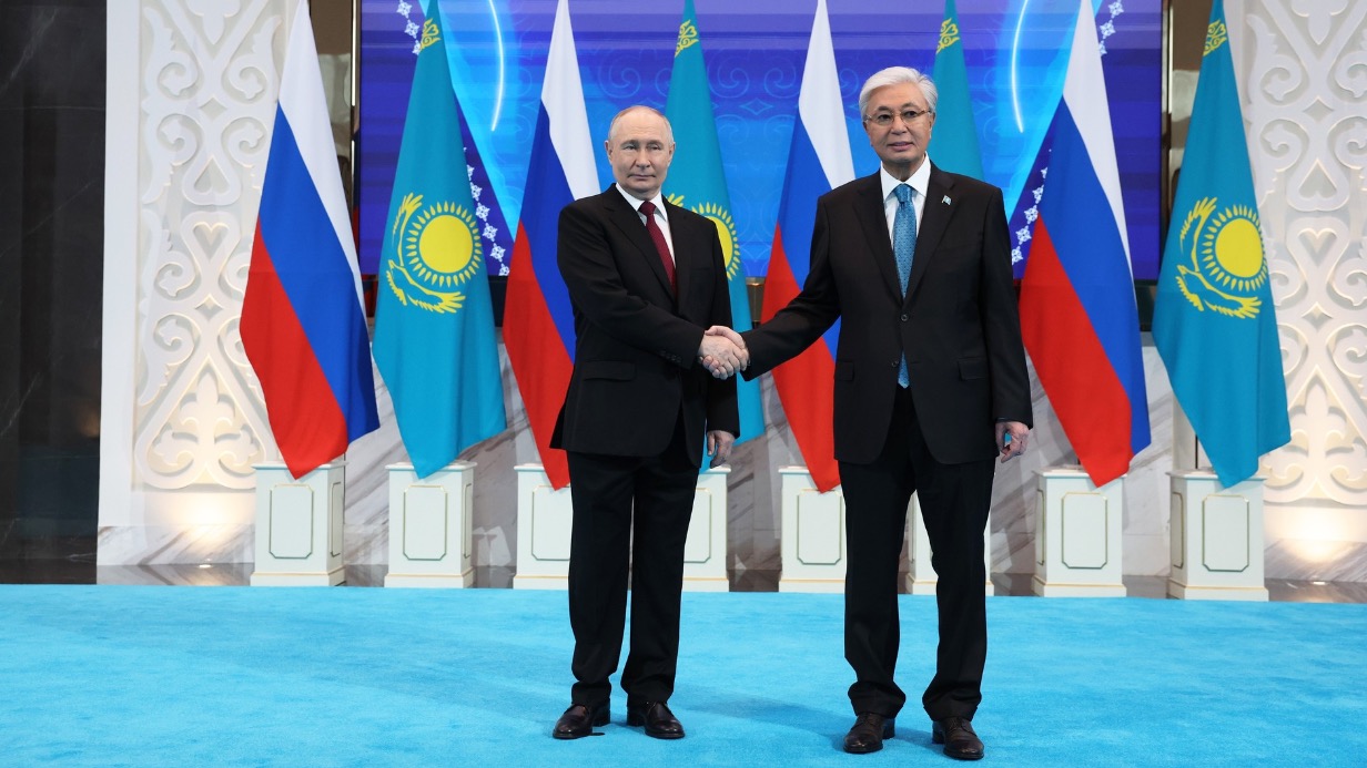 Путин прибыл во Дворец независимости в Астане, где пройдут переговоры с Токаевым