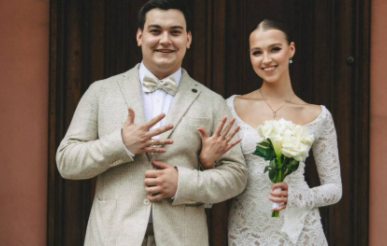 Сын Круга сыграл свадьбу с девушкой, которую встретил на «Давай поженимся!»