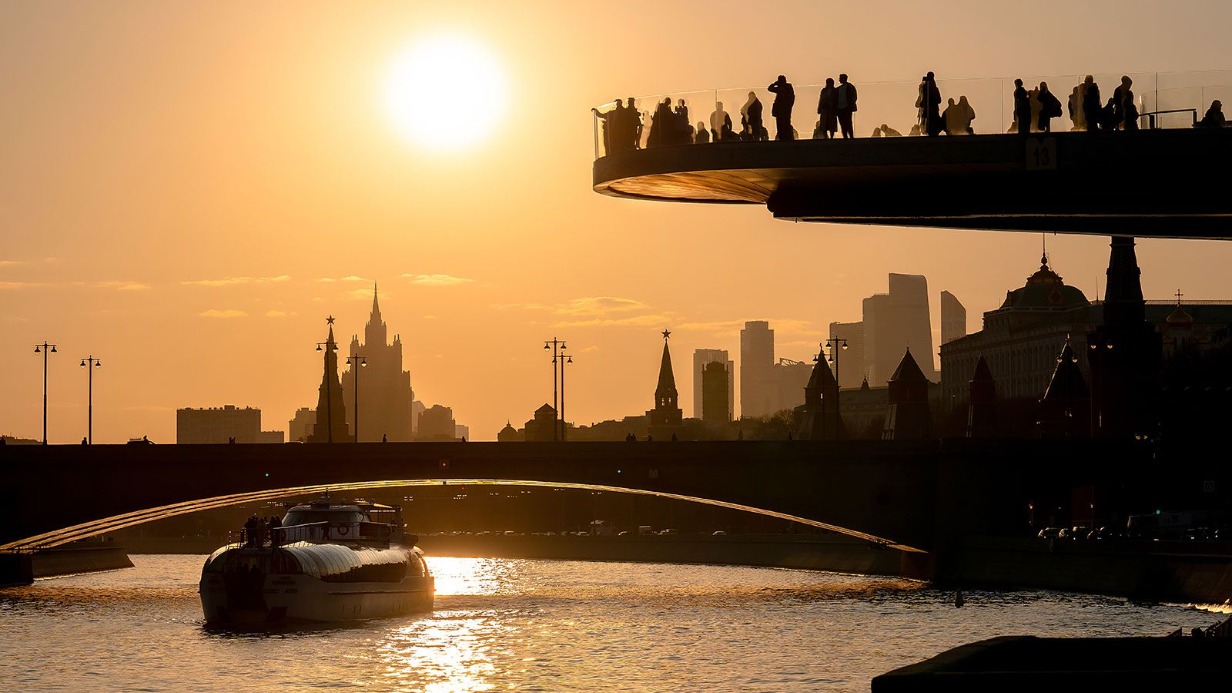 Горожане выбрали лучшие кадры весенней столицы из медиабанка «Мосфото»