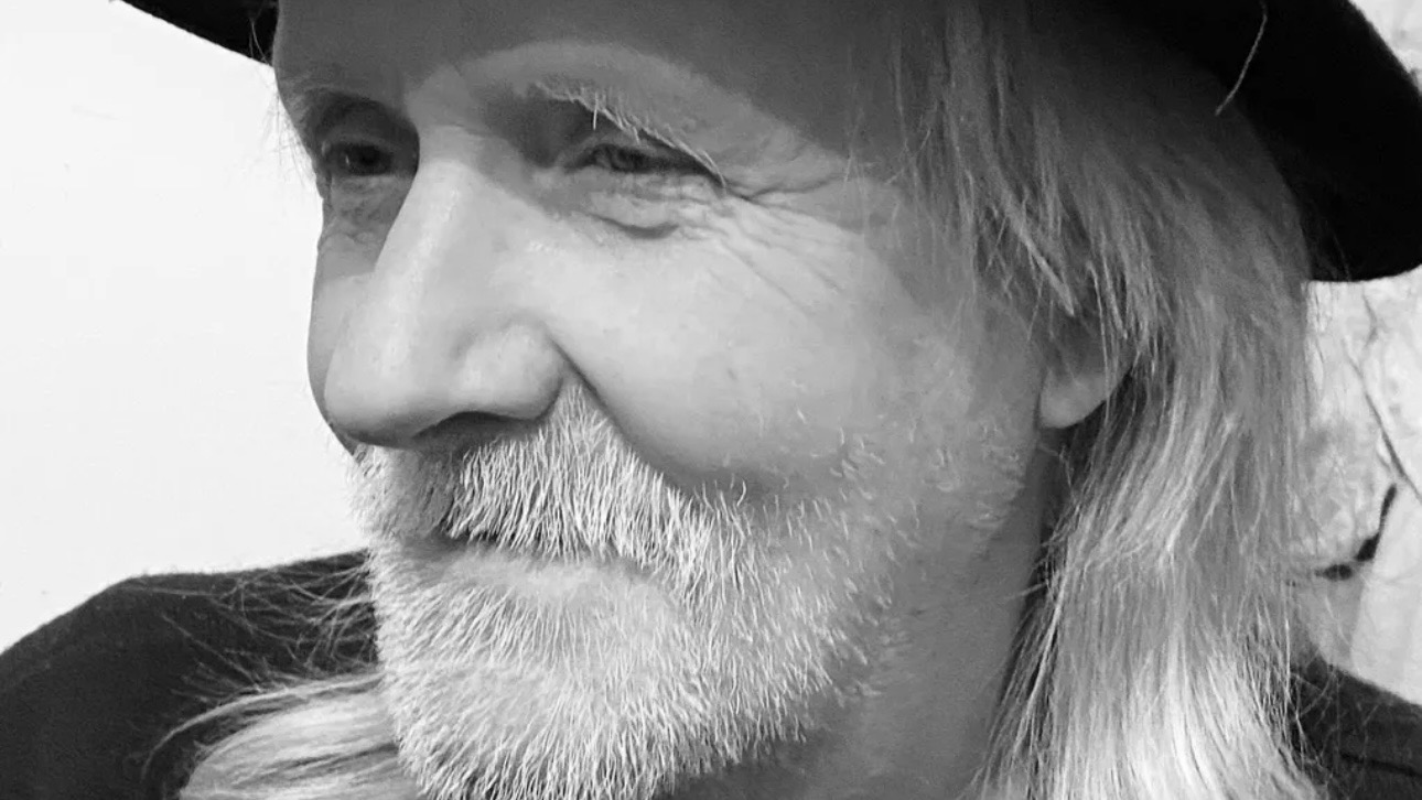 Лидер рок-группы «Опасные соседи» Малечкин скончался на 63-м году жизни